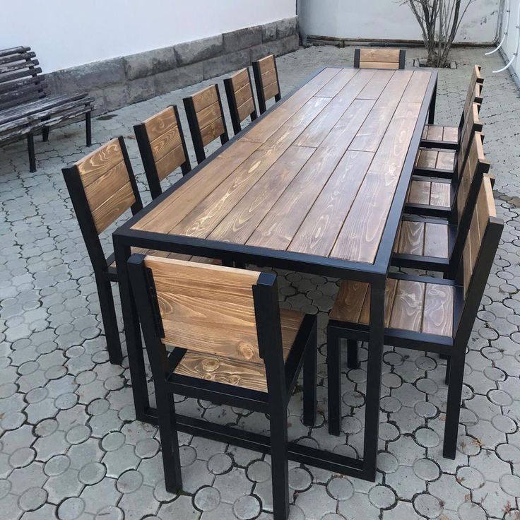 Comedor amplio de madera para exterior