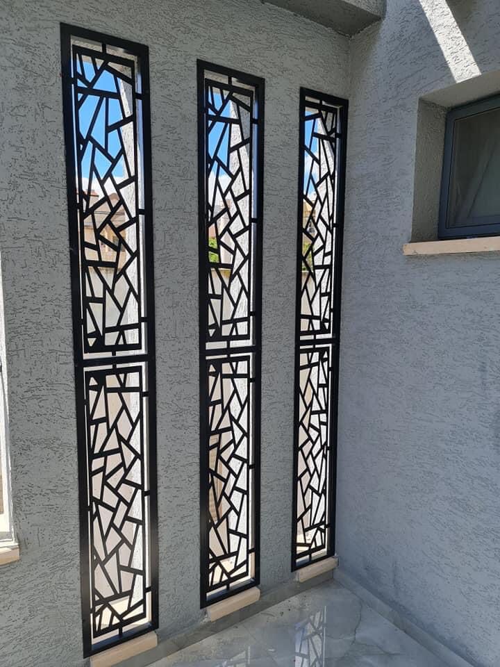 Protector de ventana minimalista