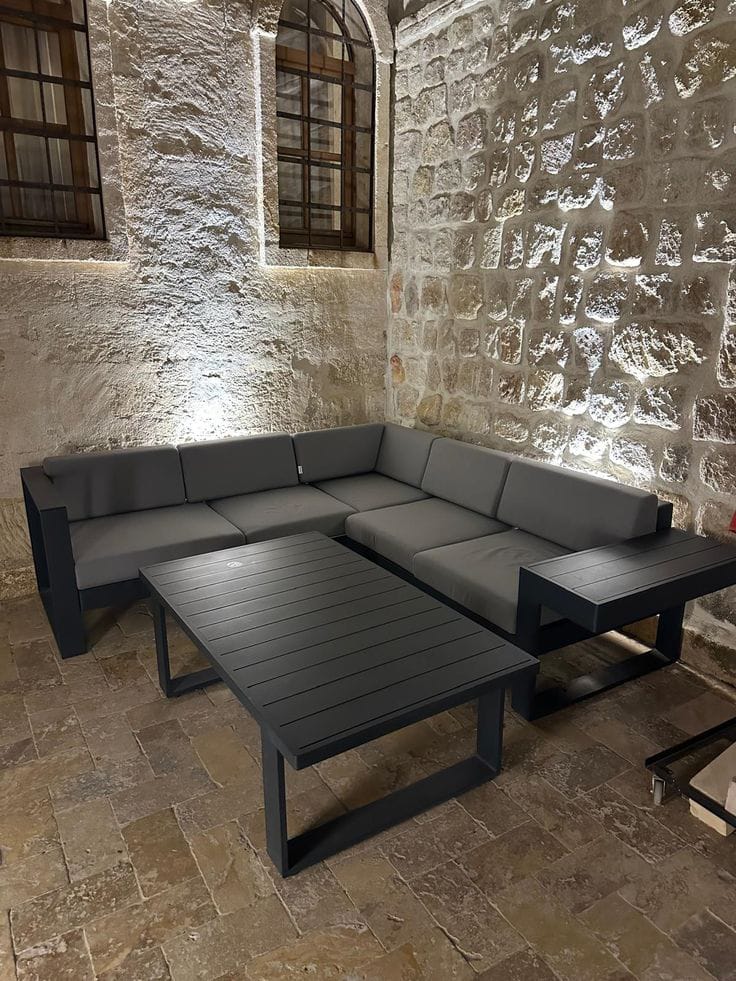 Sillón individual con estructura metálica